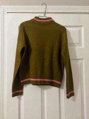 THML sweater